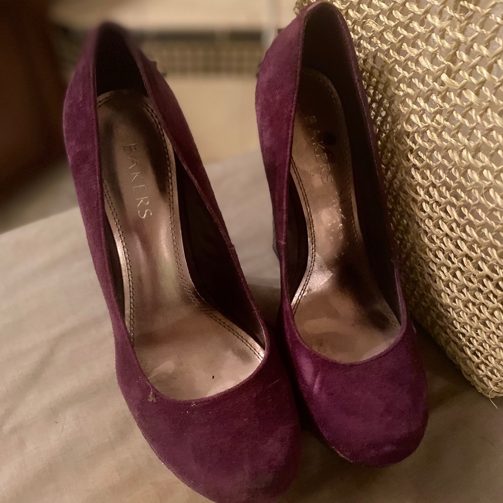 💠Purple snake platform Bakers wedges size 8.5